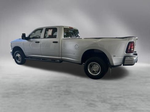 Used 2026 RAM 3500 Tradesman AWD/4WD image 4