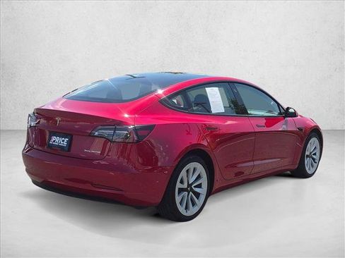 Used 2022 Tesla Model 3 Long Range AWD/4WD image 5