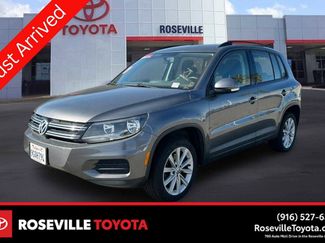 Used 2017 Volkswagen Tiguan Limited w/ Premium Package video 1