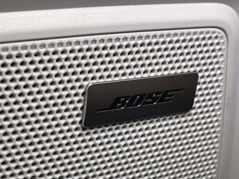 Used 2024 Porsche Macan image 37