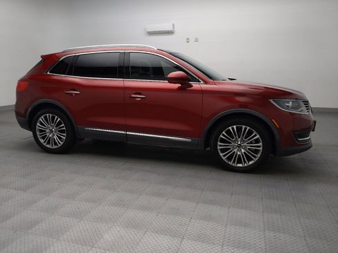 Used 2017 Lincoln MKX Reserve w/ Lincoln MKX Climate Package image 11