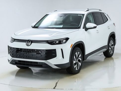 New 2026 Volkswagen Tiguan S image 1