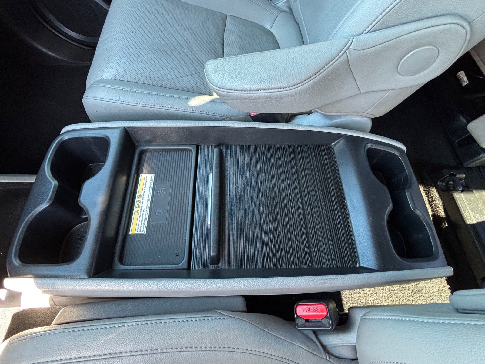 Used 2019 Honda Odyssey Elite image 17
