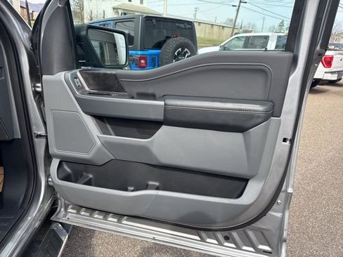 Certified 2022 Ford F150 XLT w/ Equipment Group 302A High image 36