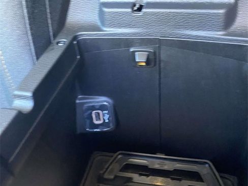 Used 2024 Jeep Wrangler Sport S image 23