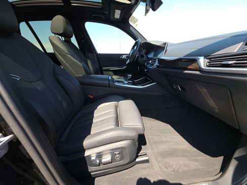 Used 2019 BMW X5 xDrive40i AWD/4WD image 16