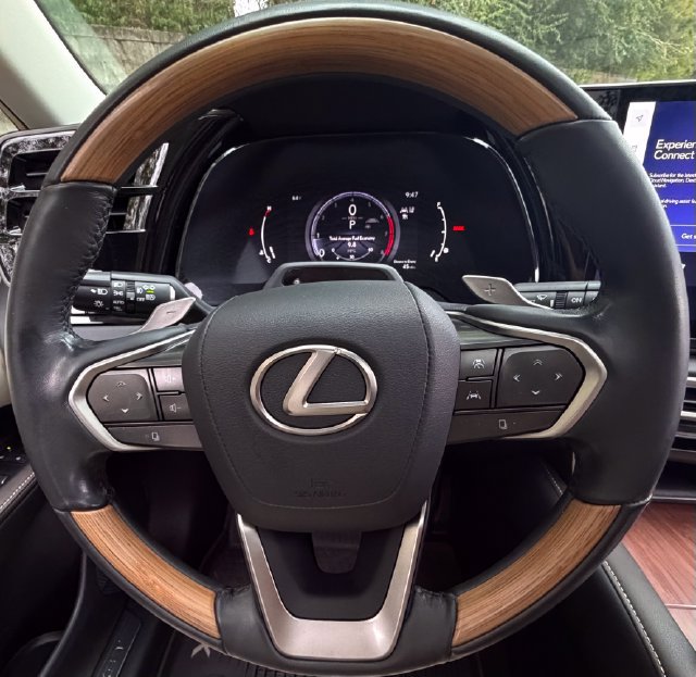 Certified 2023 Lexus RX 350 Premium Plus w/ Cold Area Package AWD/4WD image 23