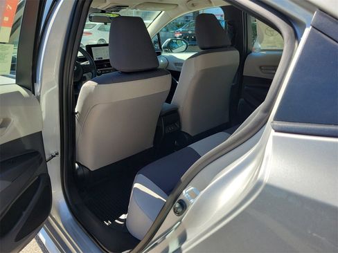 Used 2026 Toyota Corolla LE image 9