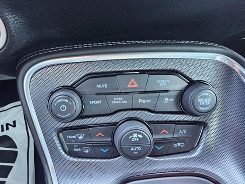 Used 2017 Dodge Challenger GT w/ Driver Convenience Group AWD/4WD image 20