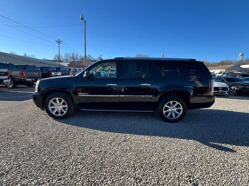 Used 2013 GMC Yukon XL Denali image 5
