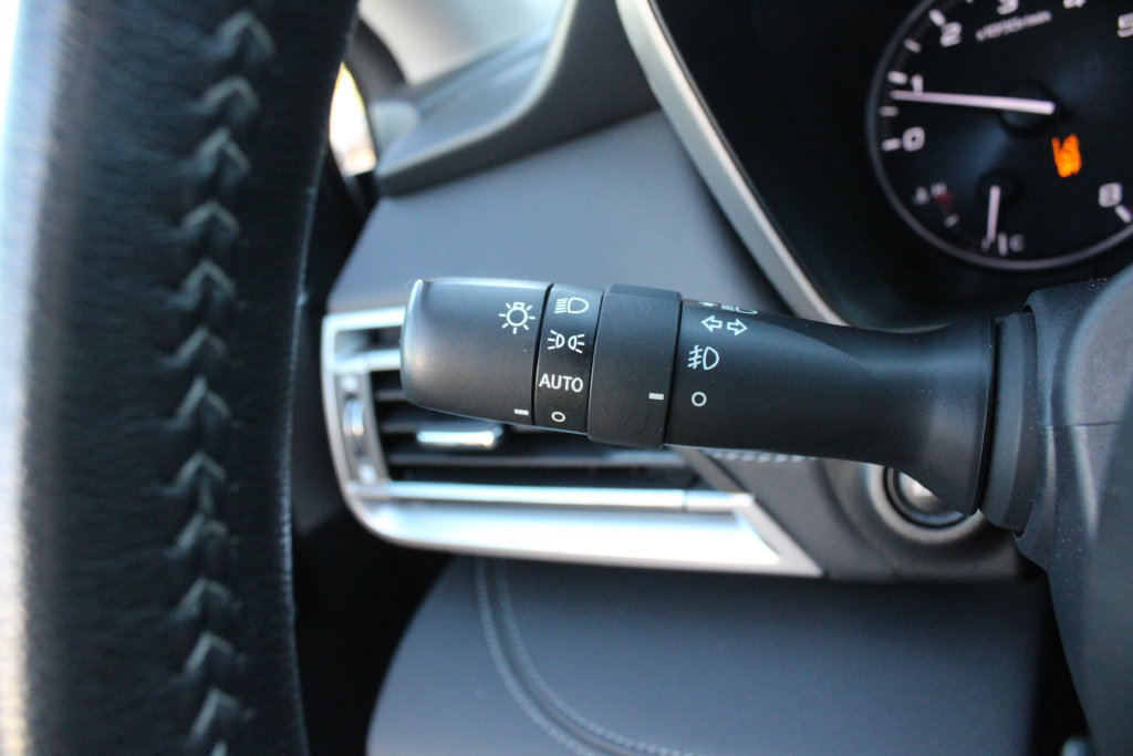 Used 2024 Subaru Outback Limited AWD/4WD image 12