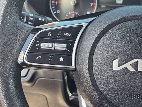 Used 2024 Kia Forte LXS FWD image 12