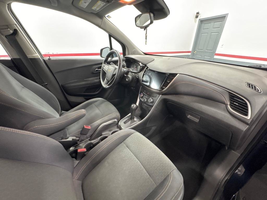 Used 2019 Chevrolet Trax LS FWD image 13