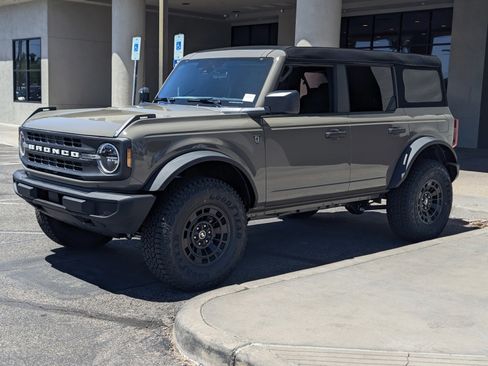 New 2026 Ford Bronco 4-Door w/ Sasquatch Package AWD/4WD image 5