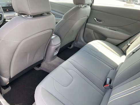 Certified 2025 Hyundai Elantra Sport FWD image 15