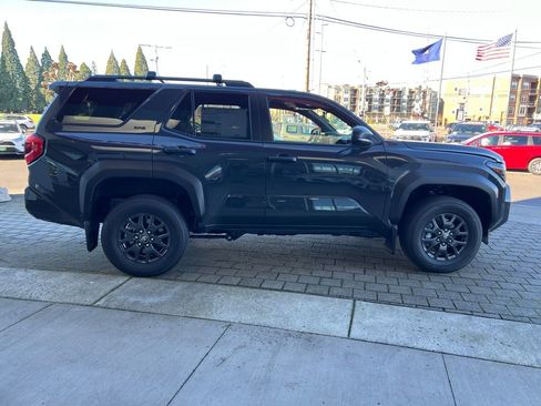 New 2026 Toyota 4Runner SR5 image 6