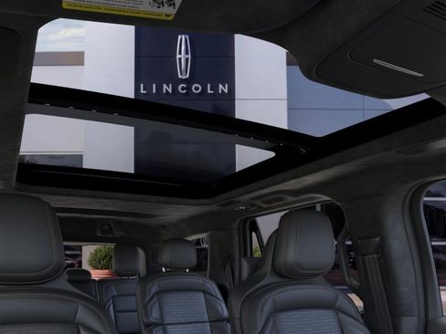 New 2026 Lincoln Navigator Black Label AWD/4WD image 22