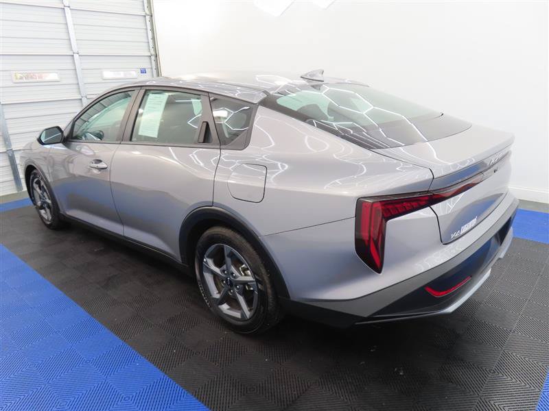Used 2025 Kia K4 FWD image 10