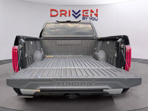 Used 2024 Toyota Tundra Limited AWD/4WD image 9