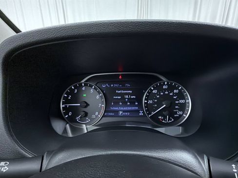 Used 2022 Nissan Frontier SV AWD/4WD image 24