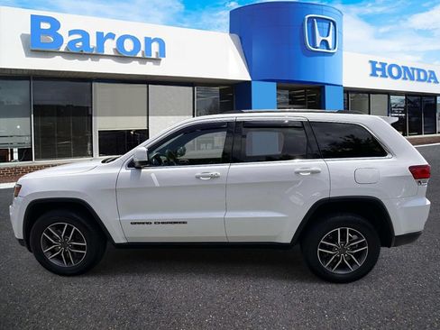 Used 2021 Jeep Grand Cherokee Laredo AWD/4WD image 3