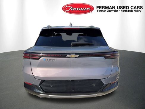 Used 2025 Chevrolet Equinox EV LT image 11