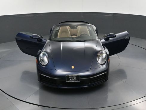 Certified 2022 Porsche 911 Carrera S RWD image 36