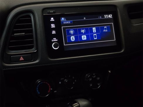 Used 2019 Honda HR-V Sport image 26