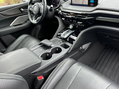 Used 2022 Acura MDX SH-AWD w/ Advance Package image 17