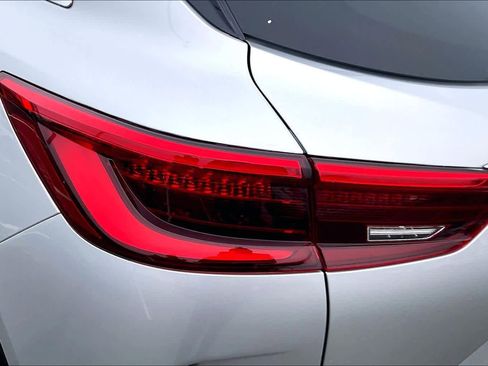 Used 2021 INFINITI QX50 Luxe image 30