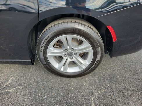 Used 2023 Dodge Charger SXT image 8