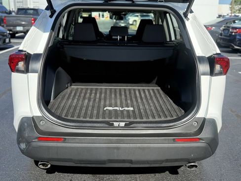 Certified 2021 Toyota RAV4 XLE image 17