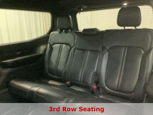 Used 2024 Jeep Wagoneer Series II AWD/4WD image 24