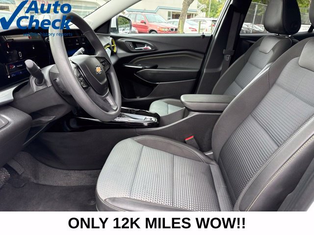 Used 2026 Chevrolet Trax LT FWD image 19