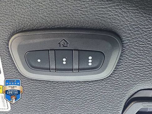 Used 2021 Jeep Wrangler Unlimited Sahara w/ Cold Weather Group AWD/4WD image 30