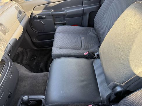 Used 2003 Dodge Ram 1500 Truck ST image 15