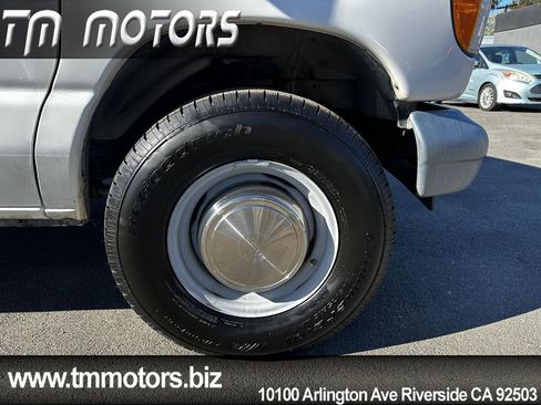 Used 2000 Ford E-350 and Econoline 350 Super Duty image 10