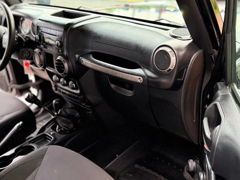 Used 2016 Jeep Wrangler Sport w/ Trailer Tow Group AWD/4WD image 13