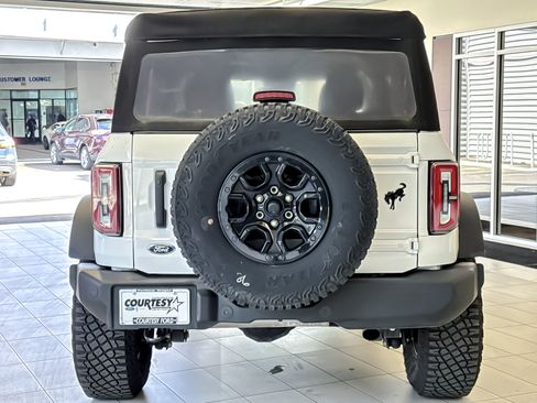 Certified 2023 Ford Bronco Wildtrak AWD/4WD image 5