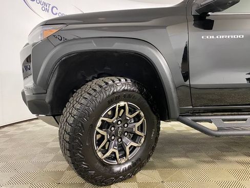 Certified 2026 Chevrolet Colorado ZR2 w/ Technology Package AWD/4WD image 30
