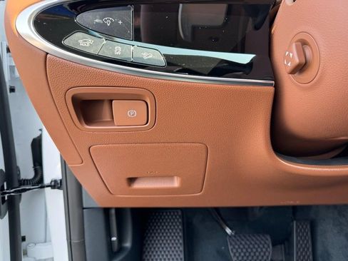 Certified 2026 Genesis GV70 2.5T Advanced image 16