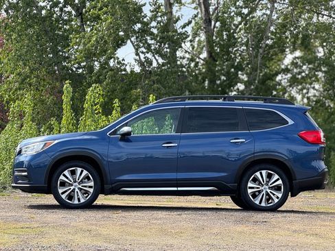 Used 2019 Subaru Ascent Touring w/ Popular Package #2 AWD/4WD image 4