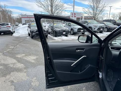 Certified 2025 Toyota Corolla Cross XLE w/ Convenience Package image 25