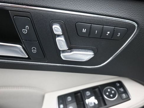 Certified 2016 Mercedes-Benz E 350 Sedan image 21