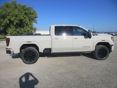 New 2026 GMC Sierra 2500 AT4 w/ AT4 Premium Plus Package
