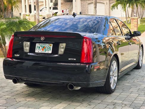 Used 2009 Cadillac STS V image 37