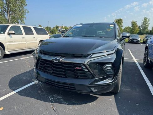 Used 2024 Chevrolet Blazer RS w/ LPO, Floor Liner Package FWD image 4