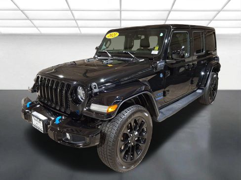 Certified 2021 Jeep Wrangler Unlimited Sahara AWD/4WD image 5