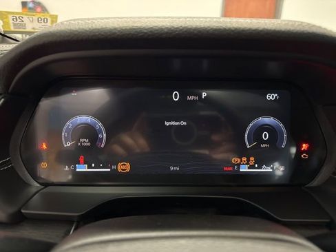 New 2025 Jeep Grand Cherokee Limited w/ Luxury Tech Group II AWD/4WD image 29