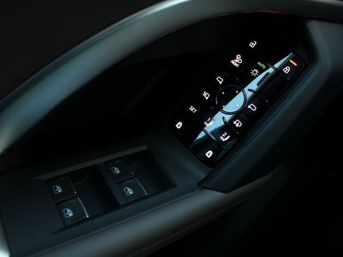 New 2025 Audi Q5 Premium Plus image 15